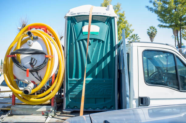 Best Portable toilet rental cost  in South Les, AK